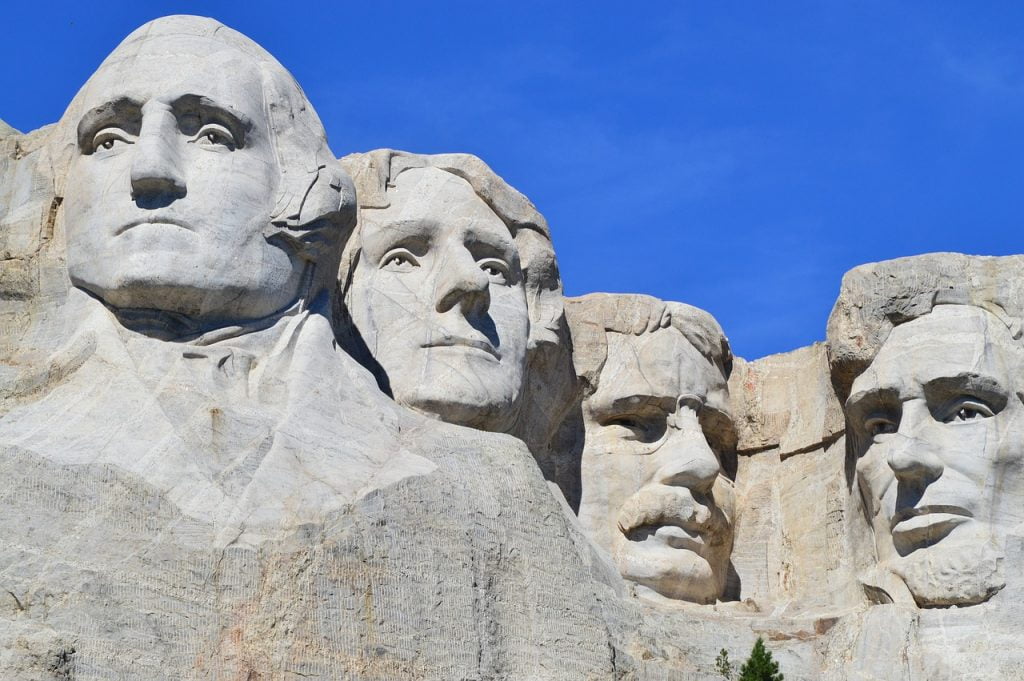 Mount Rushmore Monument Washington  - mercuryatlasnine / Pixabay