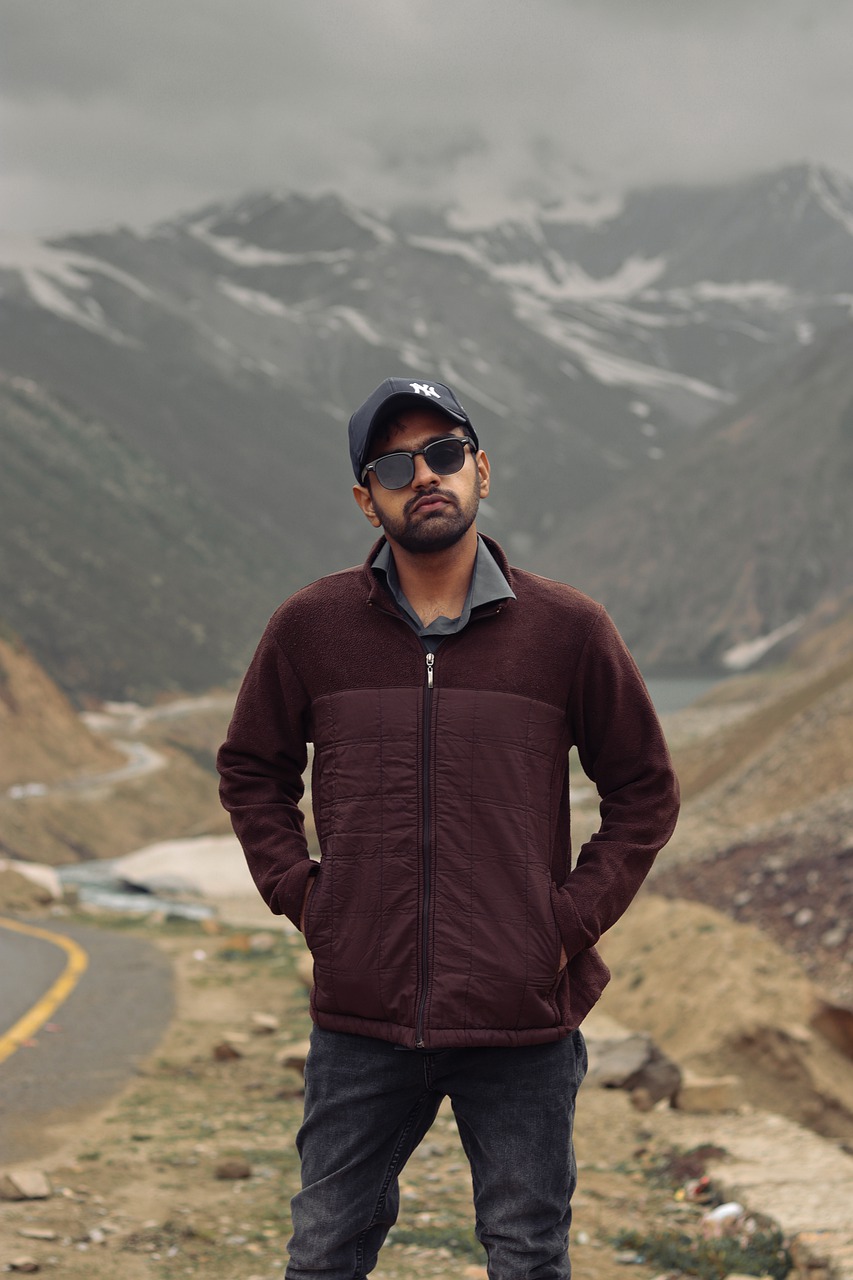 Mountain Man Hiking Nature Scenery  - fahadshakoor95 / Pixabay