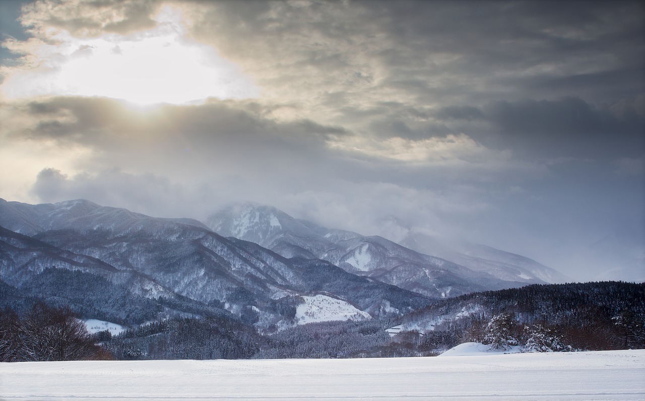 Mountain Snow Winter Japan - dep377 / Pixabay