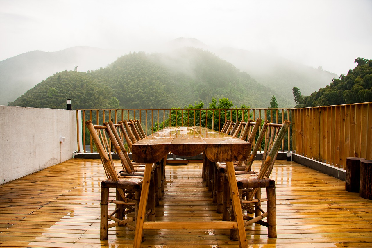 Mountains Fog Wet Clouds Haze  - loganwengerphotos / Pixabay