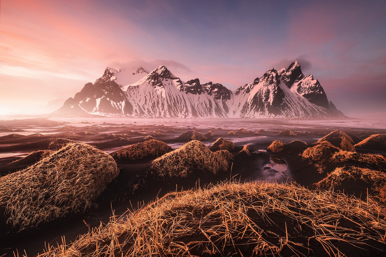 Mountains Nature Sunrise Rocks  - jivarobash / Pixabay