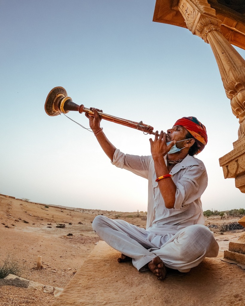 Musician Aerophone Indian India  - Roaming_Revolution / Pixabay