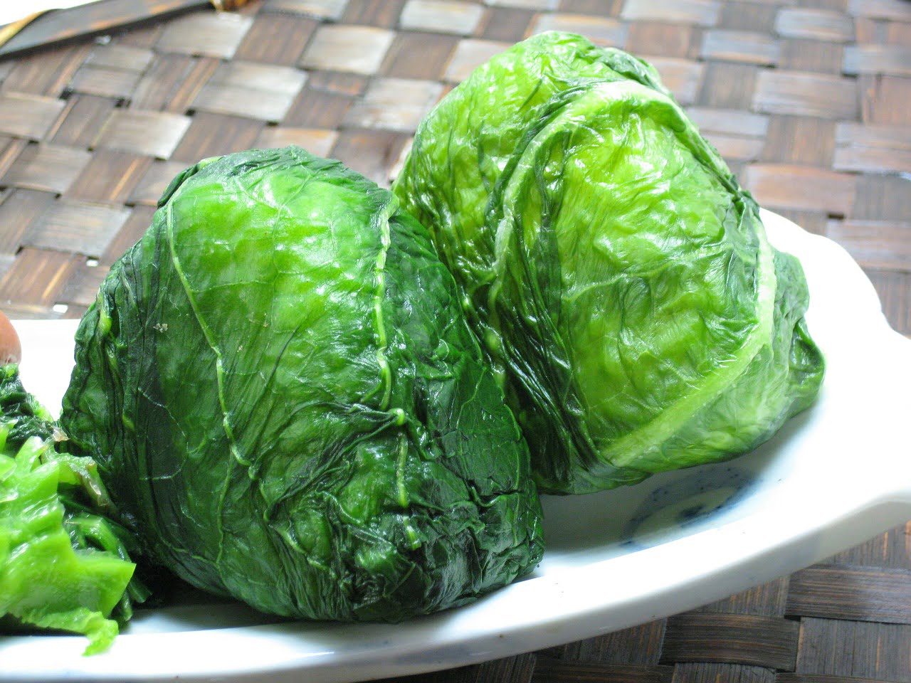 Mustard Leaves Pickles Rice Ball - tk1 / Pixabay