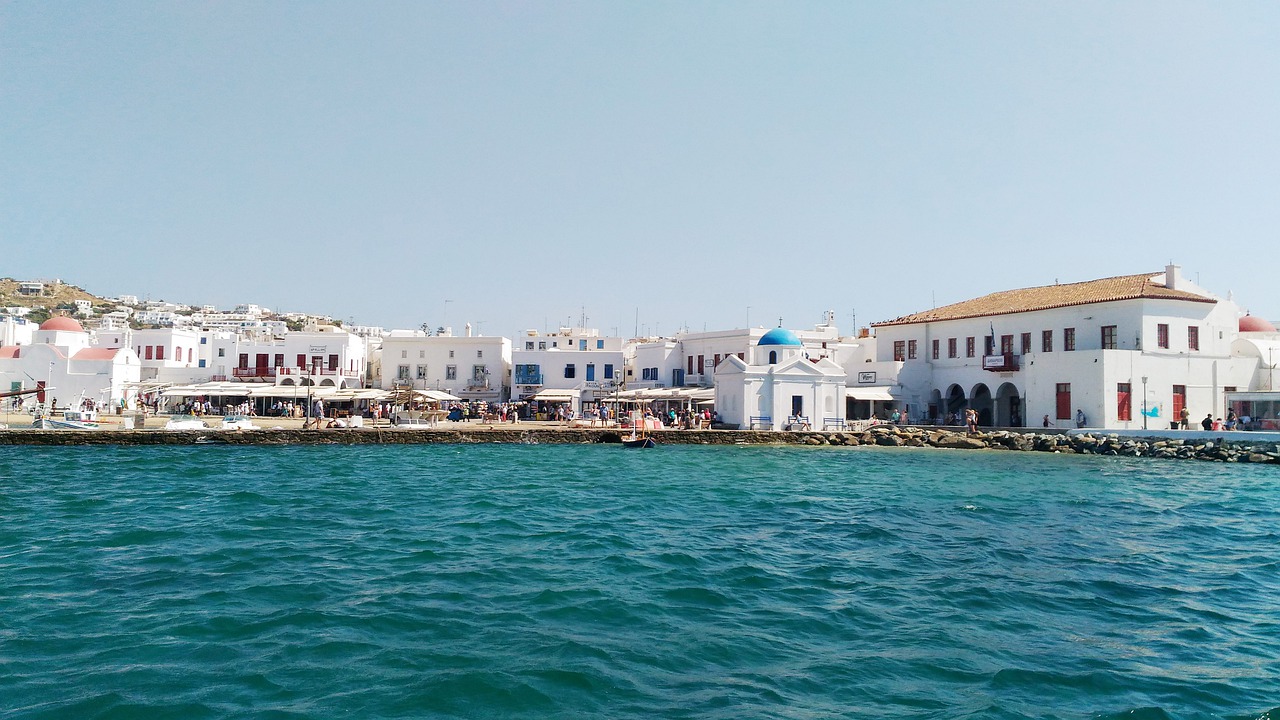 Mykonos Greece Sea Town Buildings - Eleatell / Pixabay