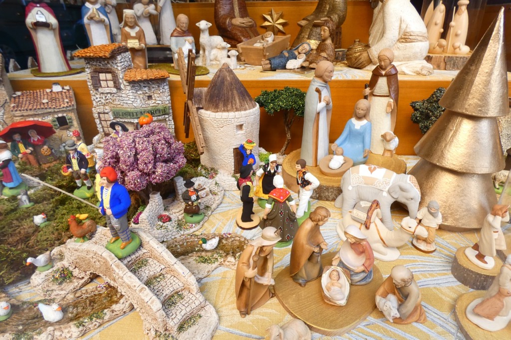 Nativity Scene Christian Advent  - Eleatell / Pixabay