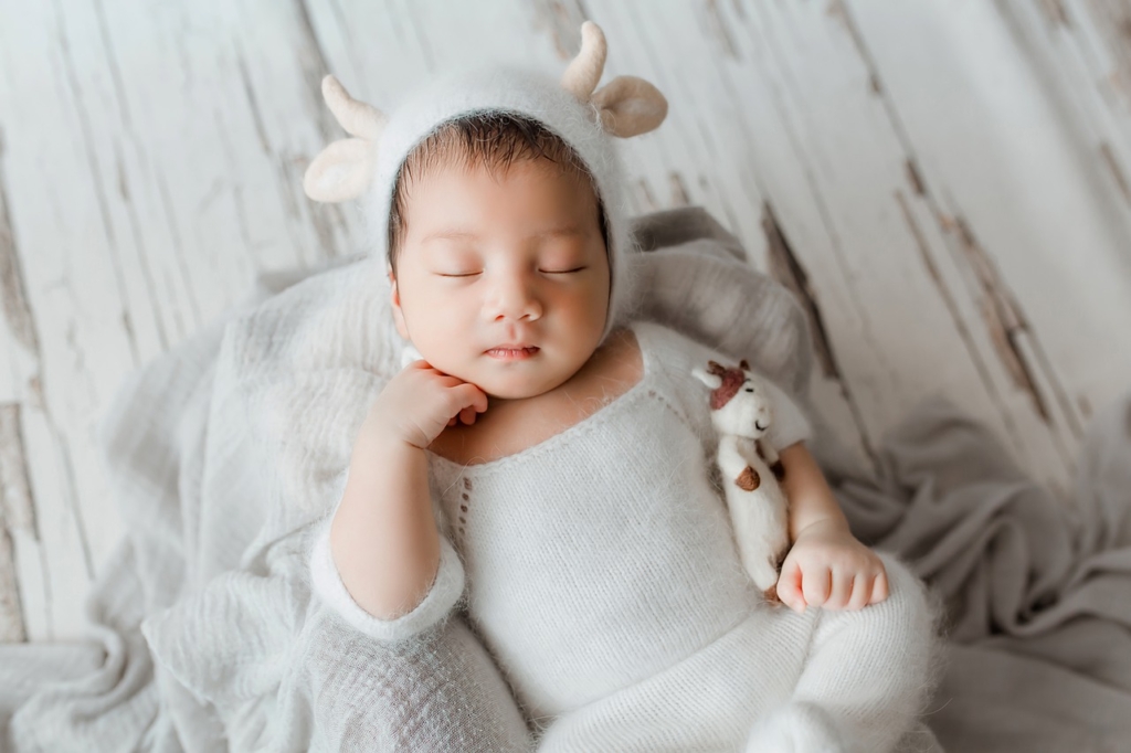 Newborn Baby Costume Sleeping  - bongbabyhousevn / Pixabay