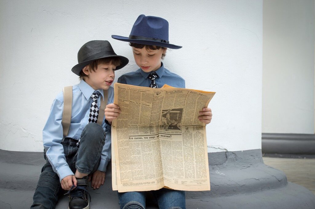 Newspaper Read Boys Kids Children  - Victoria_Borodinova / Pixabay