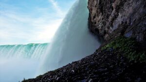 Niagara Falls Waterfall Cascade  - AzDude / Pixabay