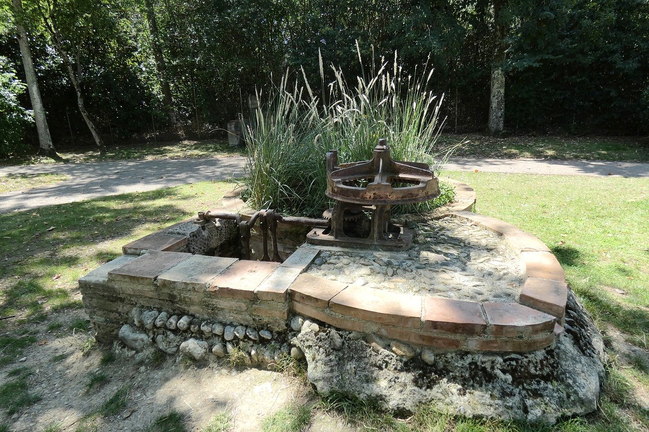 Noria Well Ancient Well  - Eleatell / Pixabay