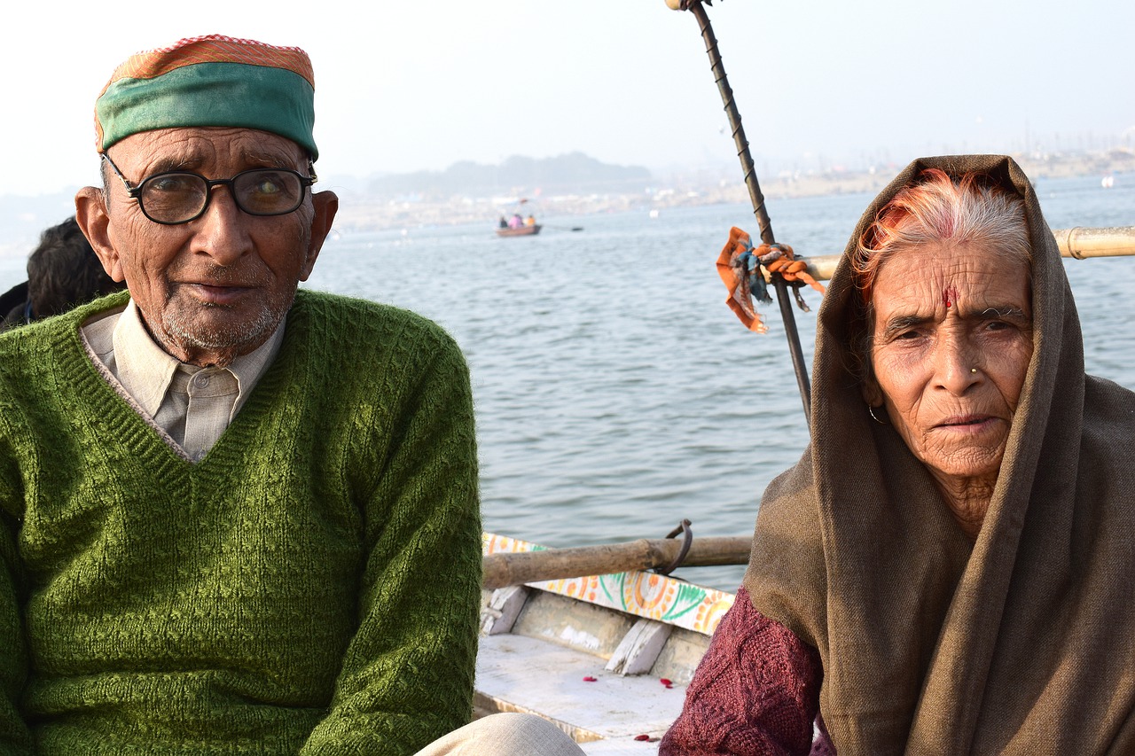 Old Couple Elderly Love  - balouriarajesh / Pixabay