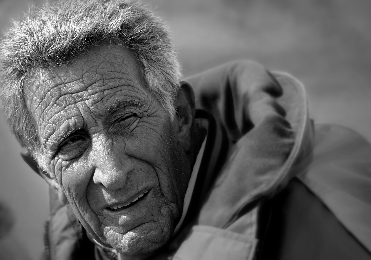 Old Man Elderly Man Portrait  - terski / Pixabay