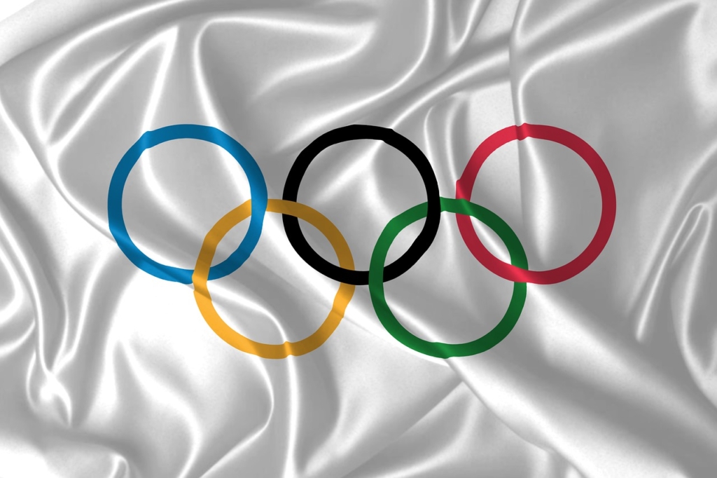 Olympic Games Flag Symbol Logo  - DavidRockDesign / Pixabay