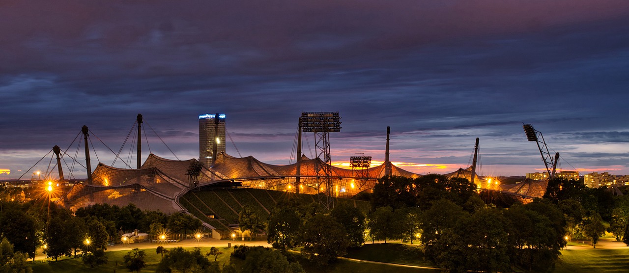 Olympic Stadium Olympia Munich City  - MartinPhotography / Pixabay