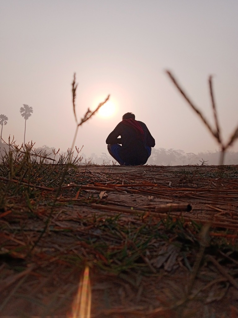Outdoors Sunset Man Alone Peaceful  - Ramkumaryadav / Pixabay