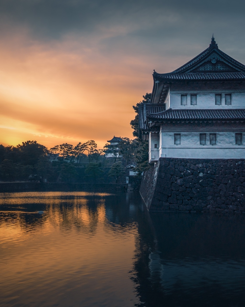 Palace Lake Sunset Water  - pierre9x6 / Pixabay