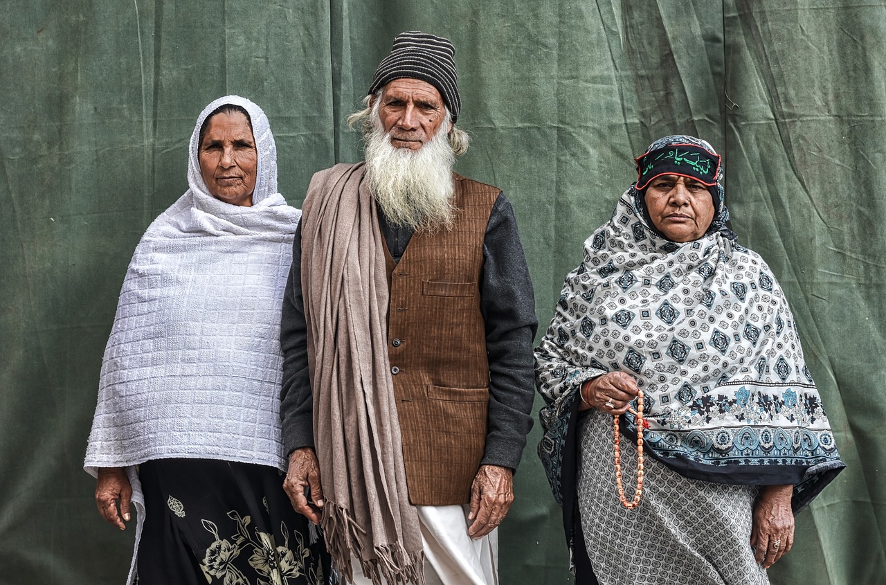 People Muslim Iran Qom Hijab  - Javad_esmaeili / Pixabay