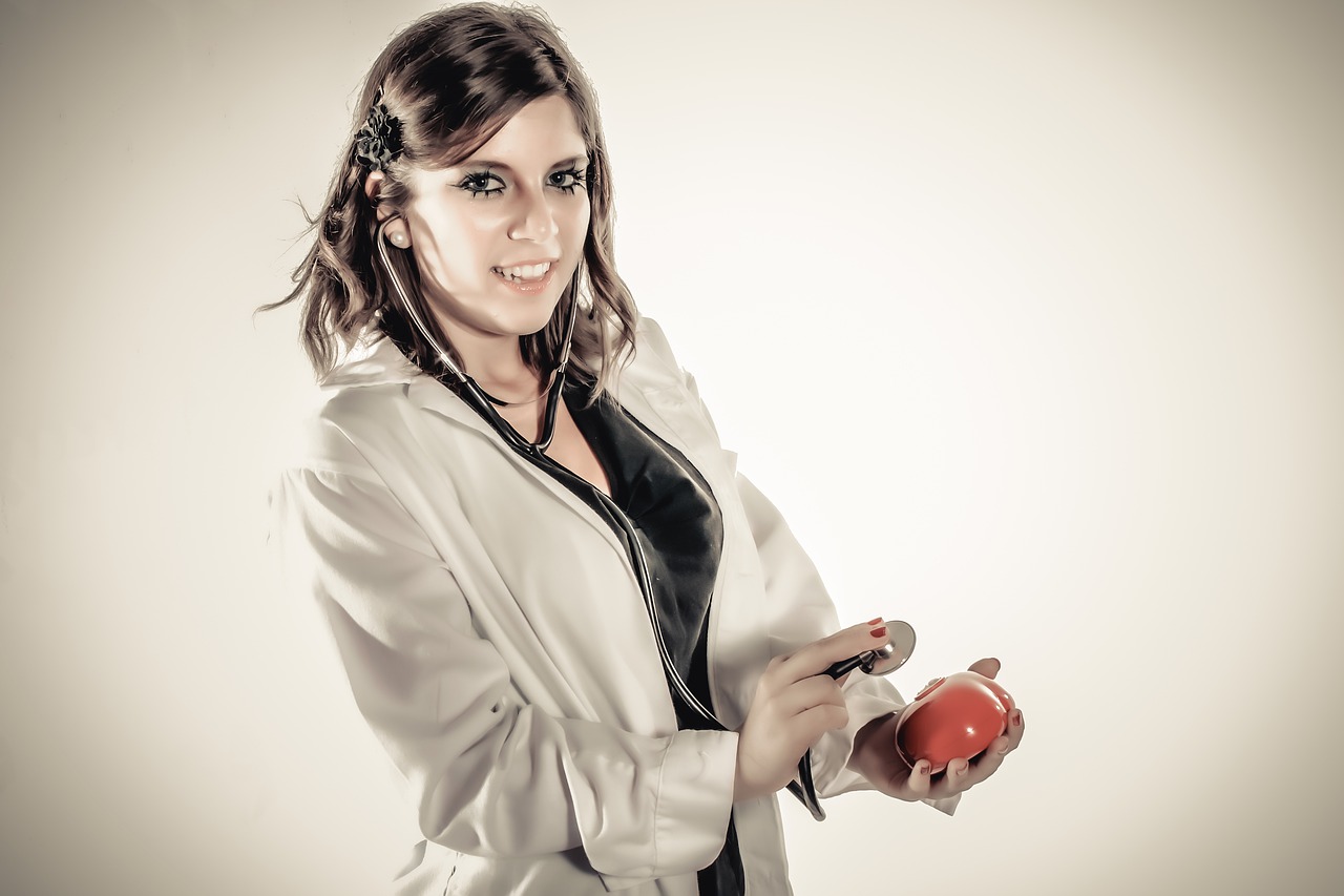 People Women Dr Smile Person Face  - MarandaP / Pixabay