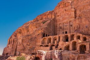 Petra Jordan Royal Tombs Sand Stone  - ChiemSeherin / Pixabay