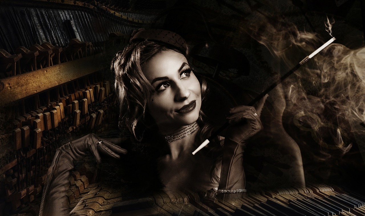 Piano Girl Female Piano Smoking  - Ri_Ya / Pixabay