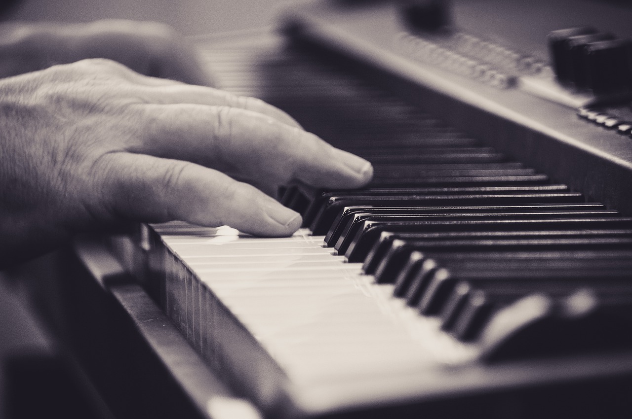 Piano Pianist Music Musician Keys - wal_172619 / Pixabay