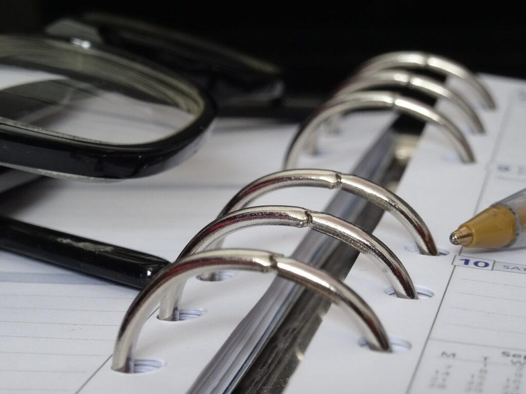 Planner Glasses Time Management  - SaadiaAMYii / Pixabay