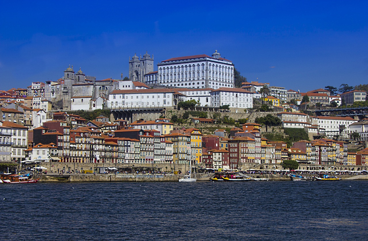 Port Portugal Dock Boat Wall - FBenois39 / Pixabay