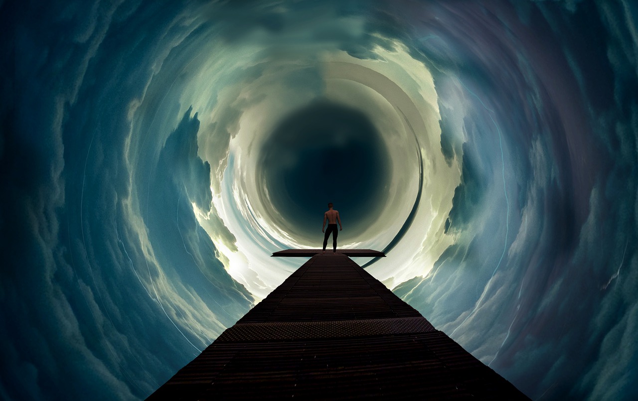 Portal Path Man Dream Mystical  - Tellqaiss / Pixabay