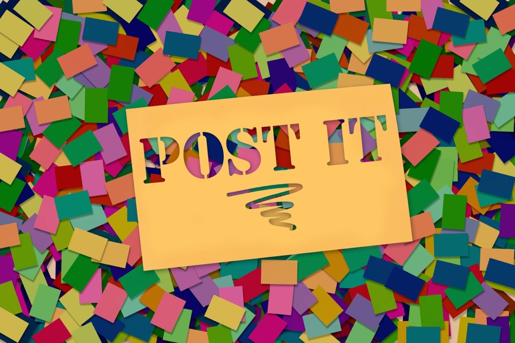 Post It Sticky Bulletin Board  - geralt / Pixabay