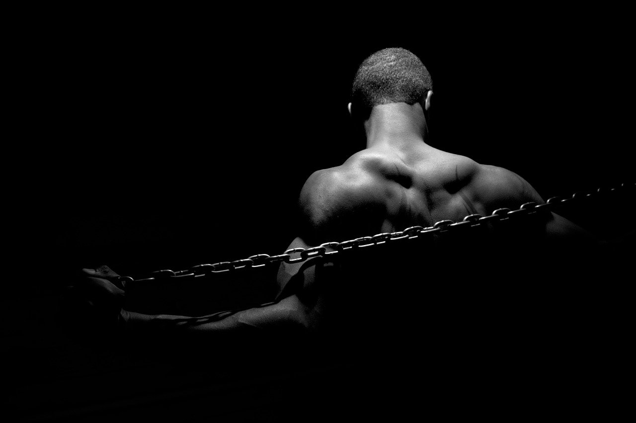 Power Freedom Male Chains Slavery - Redleaf_Lodi / Pixabay