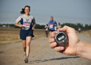 Race Runner Running Time  - Tumisu / Pixabay