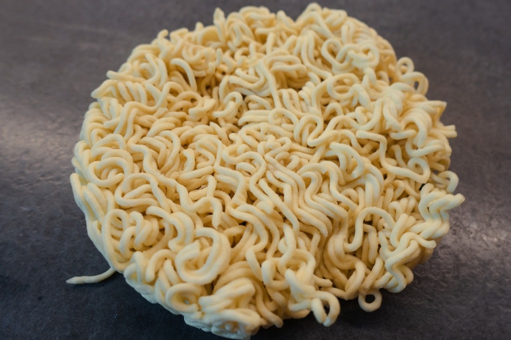 Ramen Noodles Instant Noodles Cook  - viarami / Pixabay