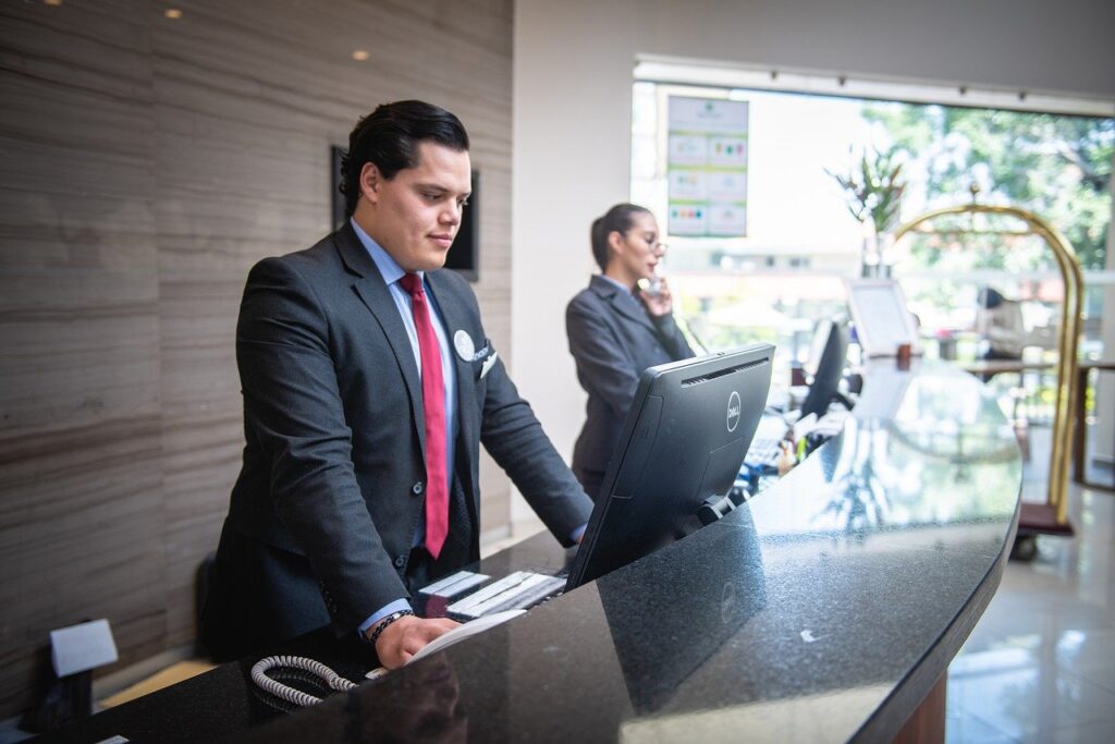 Receptionist Man Hotel Work  - Rodrigo_SalomonHC / Pixabay