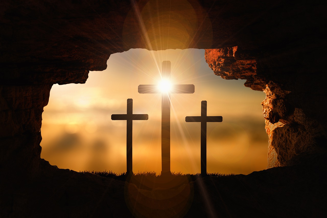 Resurrection Crosses Crucifixion  - geralt / Pixabay