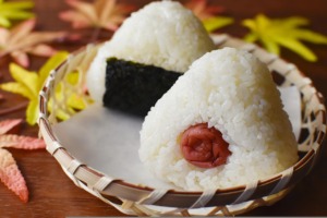 Rice Ball Japanese Cuisine Dish  - subarasikiai / Pixabay
