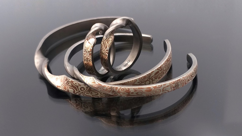 Ring Bracelet Jewelry Silver  - ponk35 / Pixabay