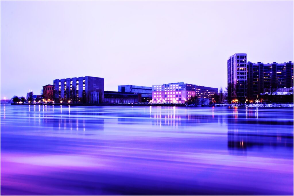 River City Evening Twilight  - ustalij_pony / Pixabay