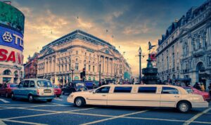 Road Traffic City Piccadilly Circus  - fietzfotos / Pixabay