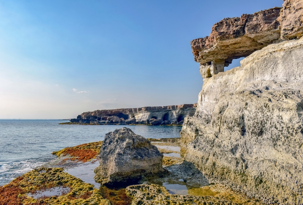 Rock Formations Coast Sea Ocean  - dimitrisvetsikas1969 / Pixabay