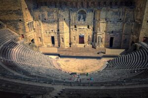 Roman Theatre Of Orange Theater  - fietzfotos / Pixabay