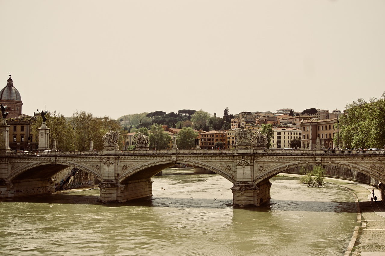 Rome River Bridge Europe Italy  - tracymiche21 / Pixabay