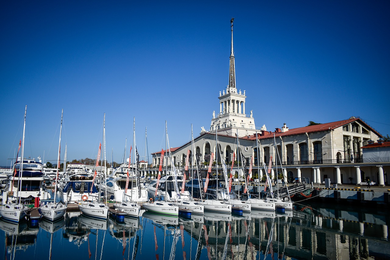 Russia Marina Boats Seaport Yachts  - sanyoks / Pixabay