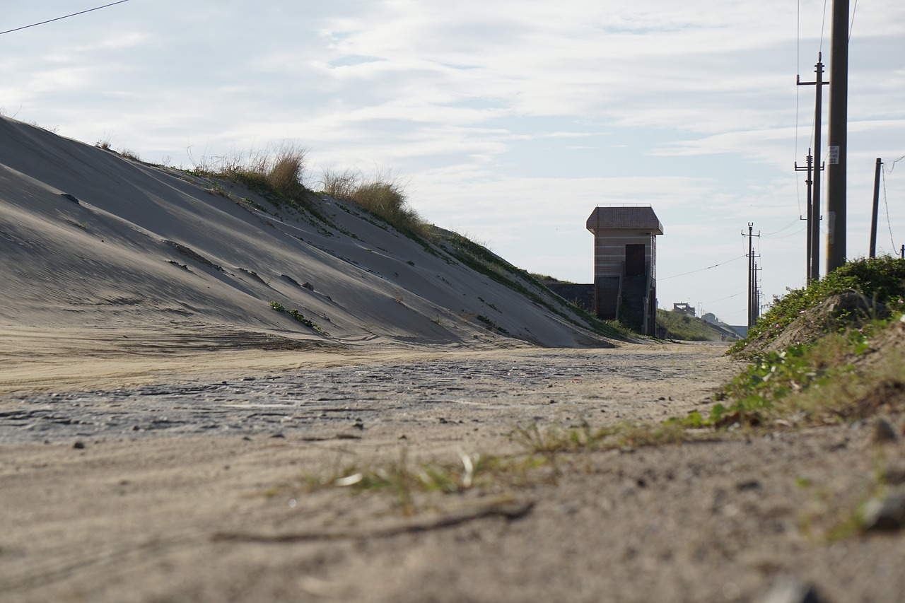 Sand Sky Grass Road Cloud Trip - OyeHaHa / Pixabay