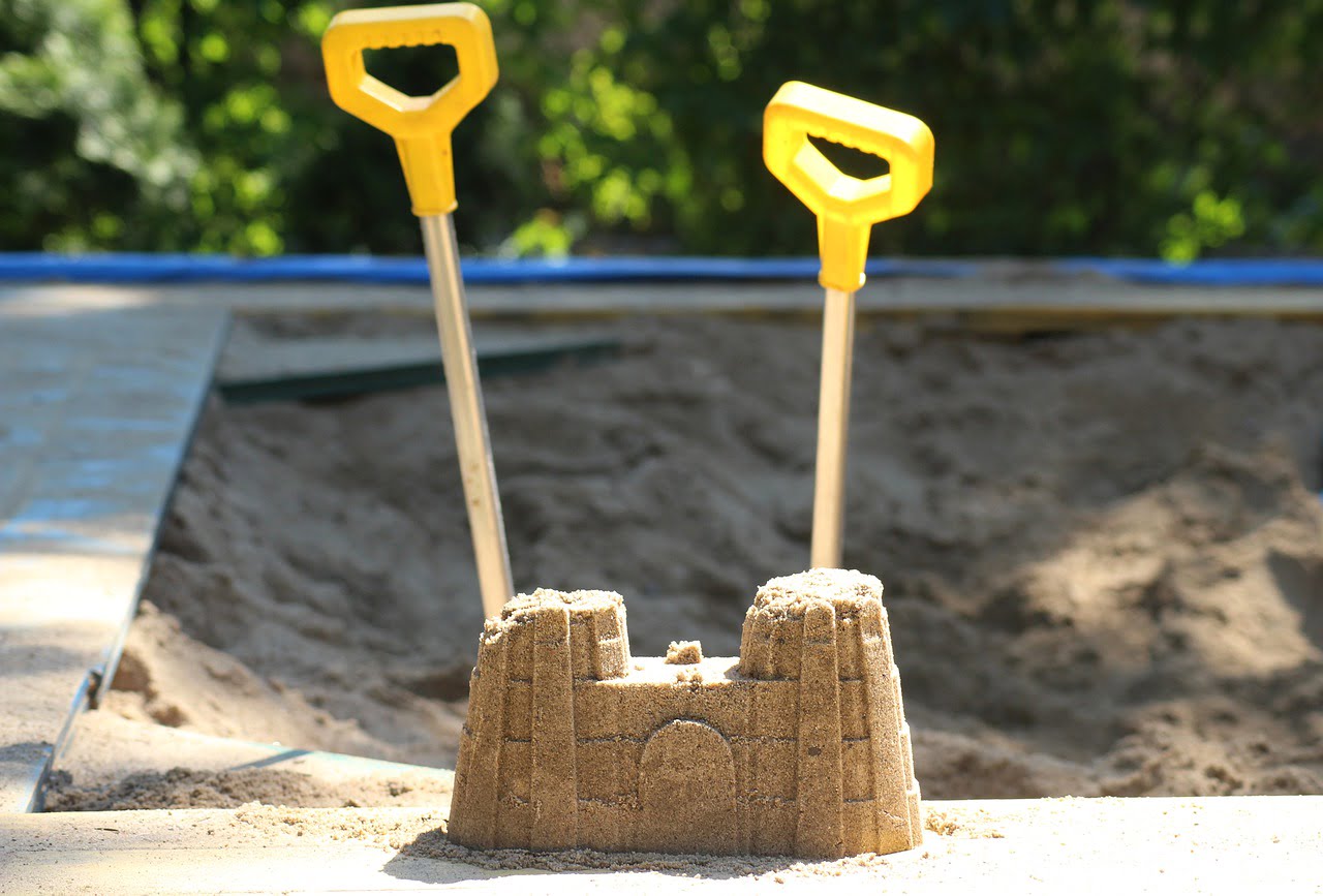 Sandpit Summer Fun Vacations Blade  - _Alicja_ / Pixabay