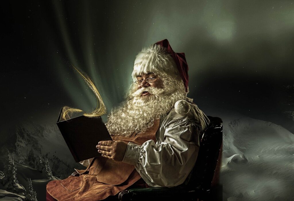 Santa Claus Book Northern Lights  - Willgard / Pixabay