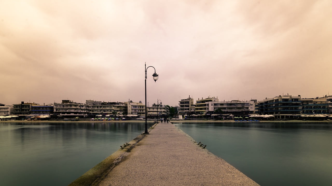 Sea City Travel Architecture  - Photos_kast / Pixabay