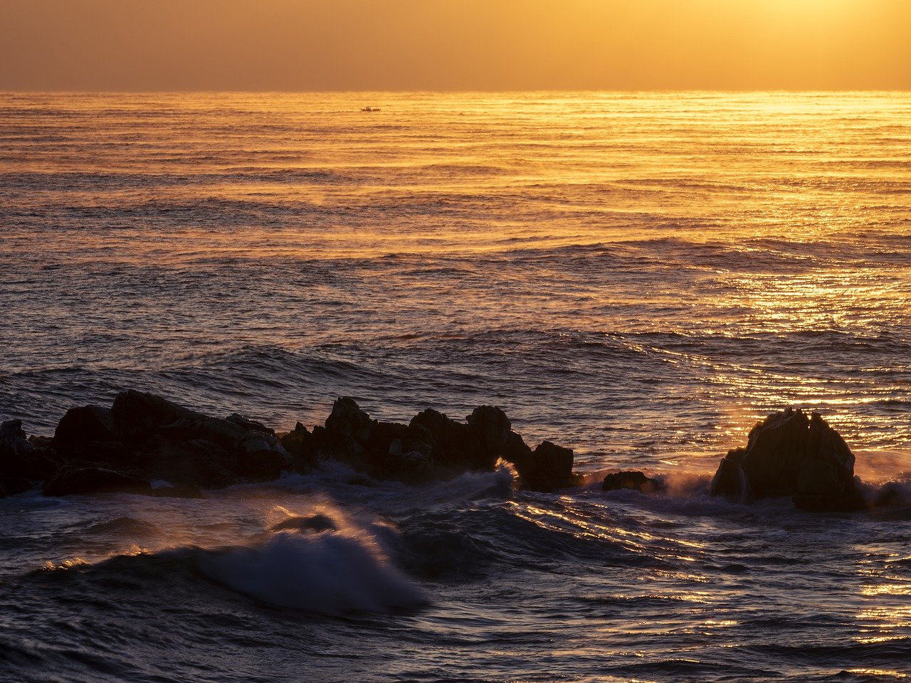 Sea Japan Sea Waves Landscape  - 김경복 / Pixabay