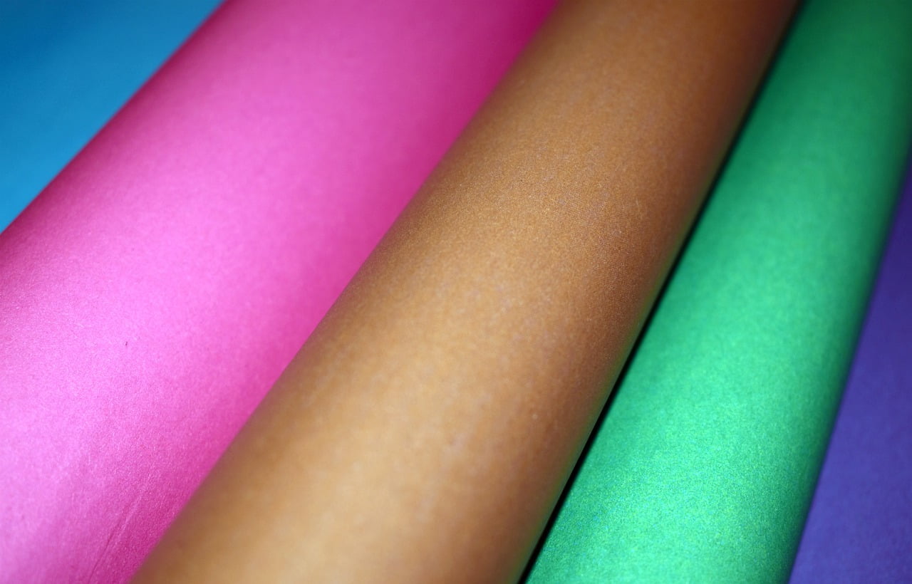 Sheets Multi Color Paper Color  - NomeVisualizzato / Pixabay