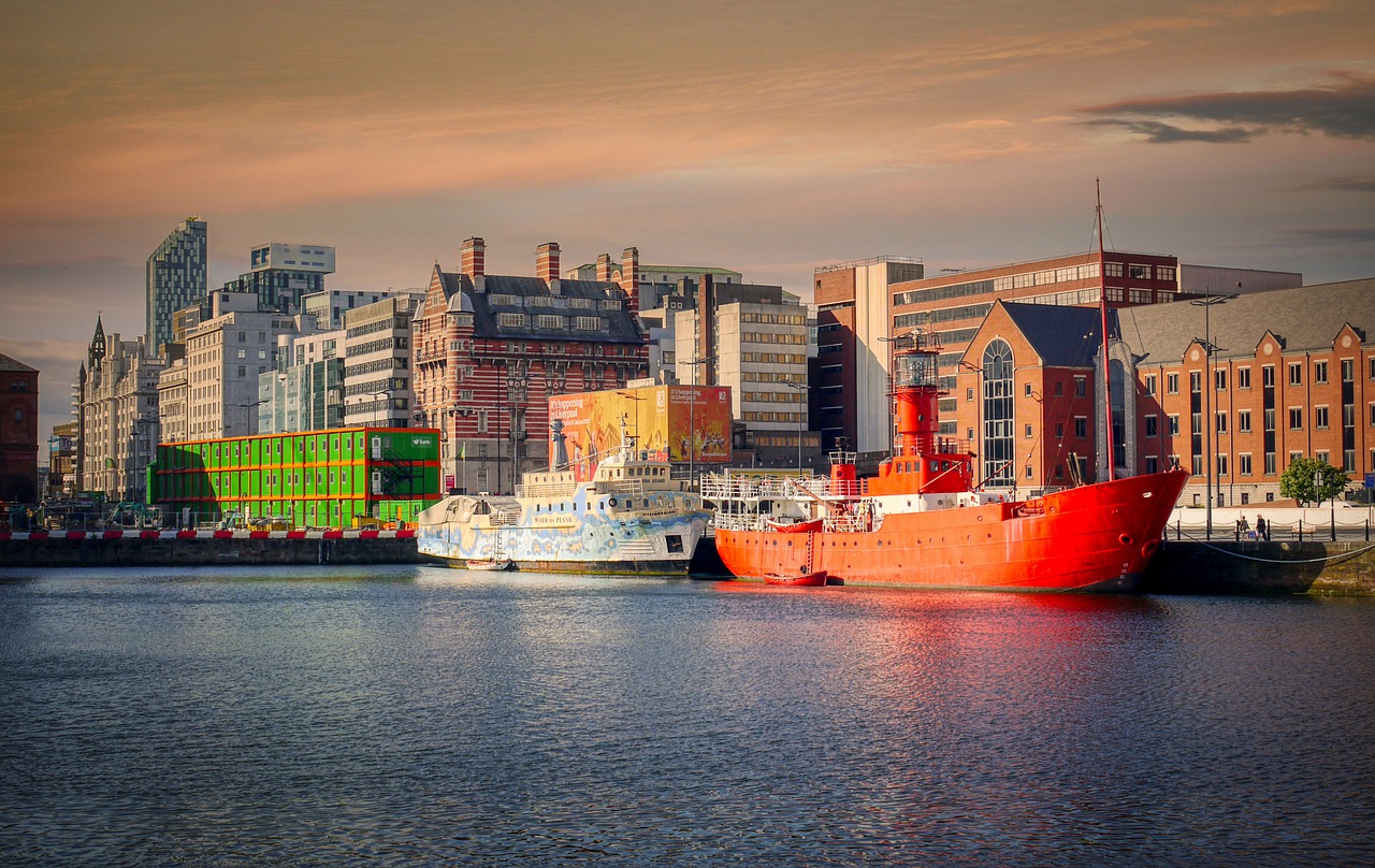 Ships Buildings Port Cargo Ships  - fietzfotos / Pixabay