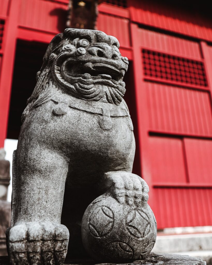 Shisa Sculpture Decorative Statue  - Takatoshikun / Pixabay