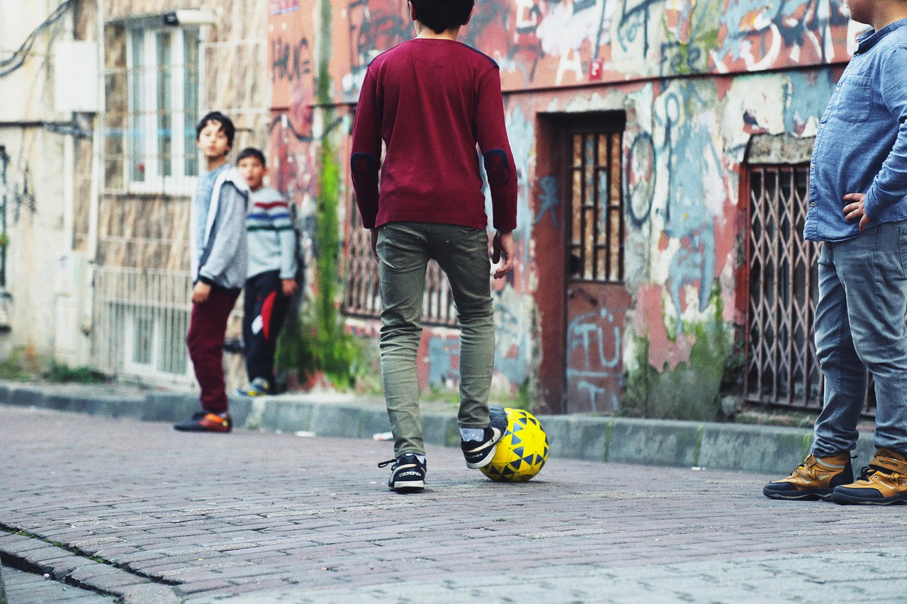 Size Ball Play Match Basketball  - sahinsezerdincer / Pixabay